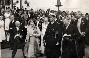 King George opens The Empire Exhibition Glasgow 1938